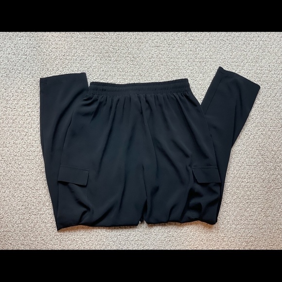 Lush cargo black pull on casual high waist tapered leg pants, sz S, EUC - Picture 5 of 7